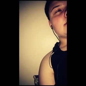 Meet your Posher, Annie